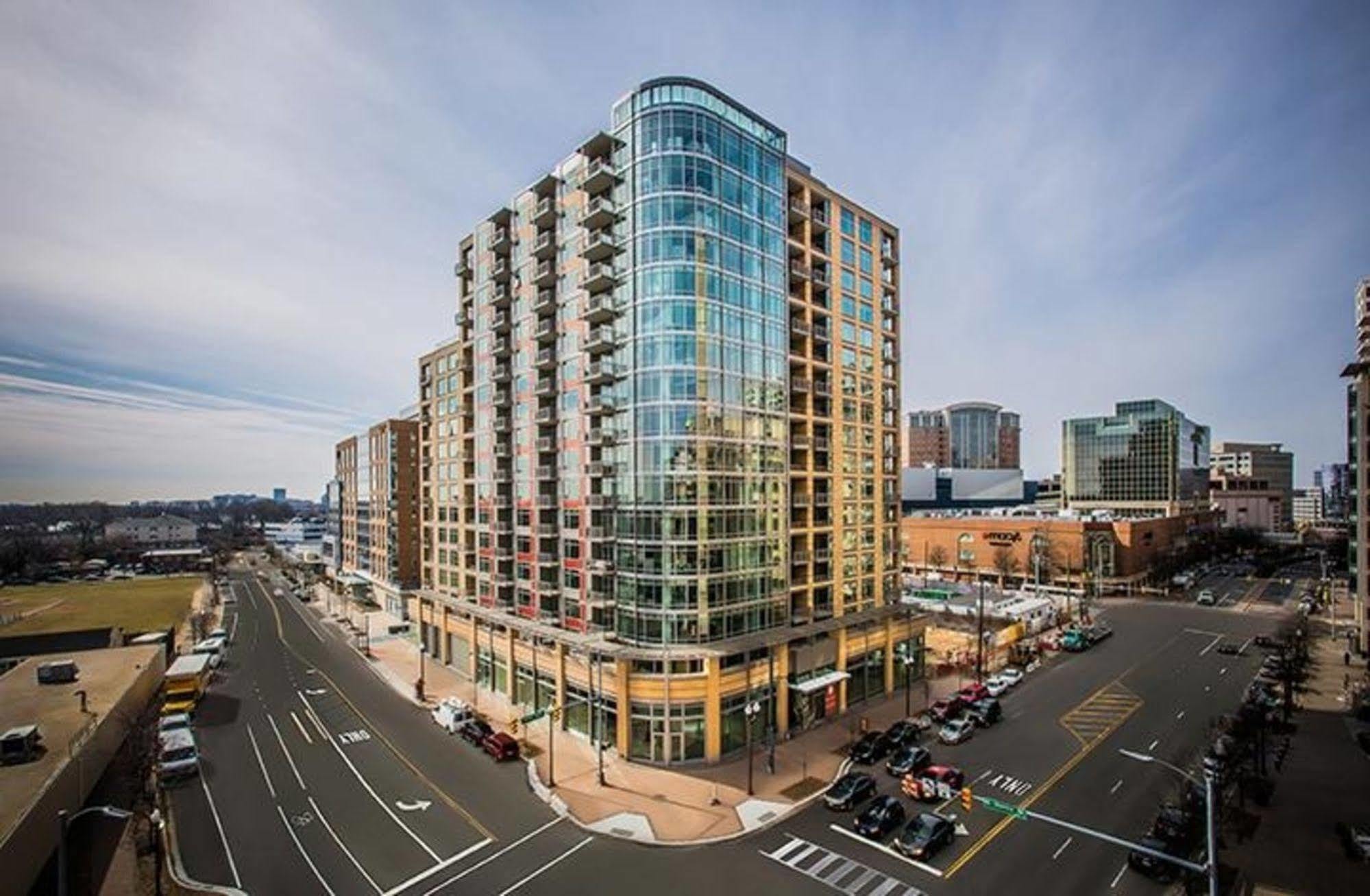 Bridgestreet At The View At Liberty Center Aparthotel Arlington Exterior foto