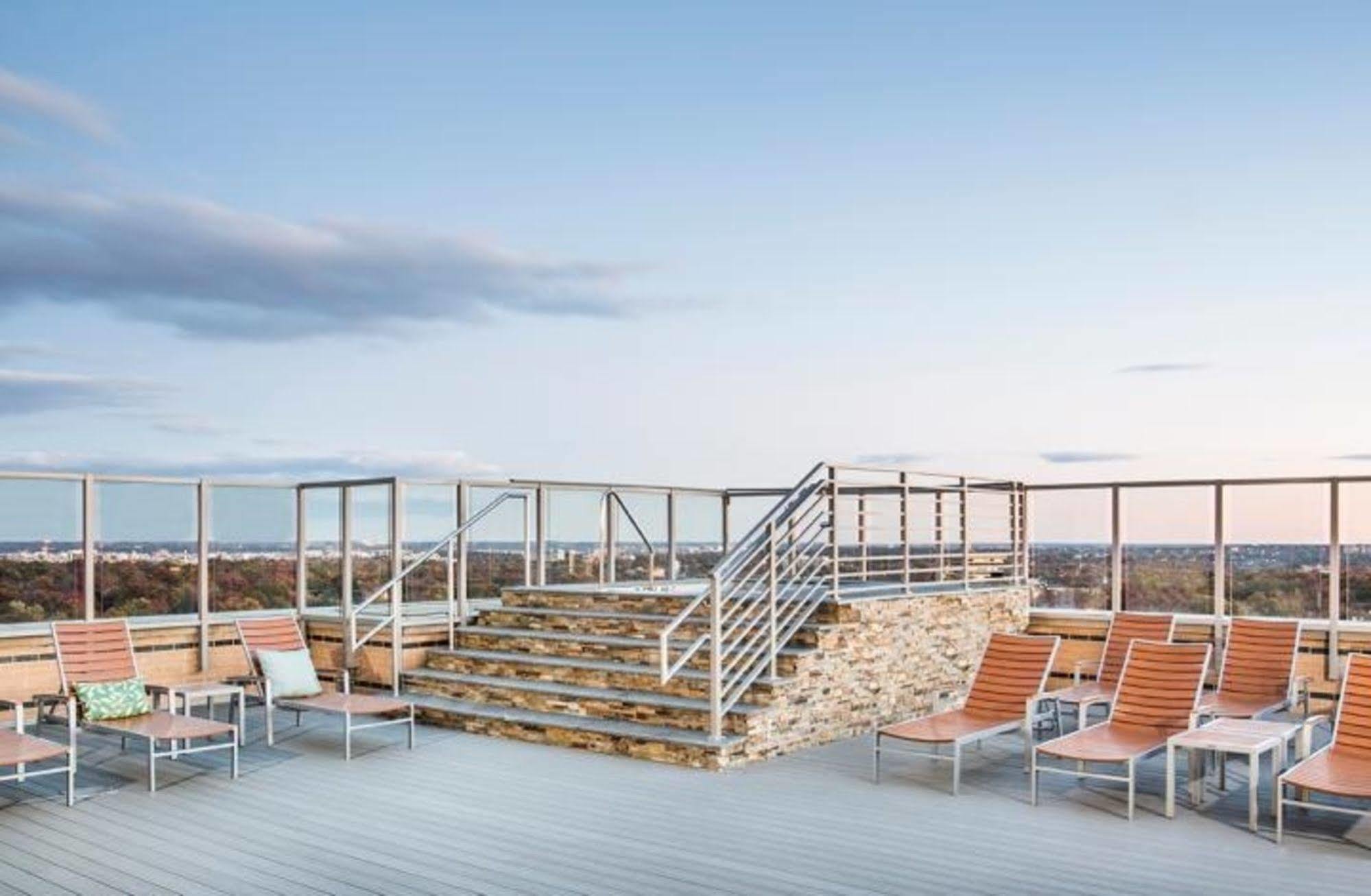 Bridgestreet At The View At Liberty Center Aparthotel Arlington Exterior foto